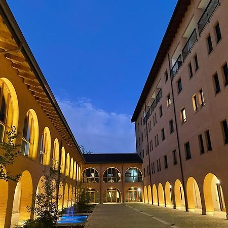 Corte Milano Rozzano Luaran gambar