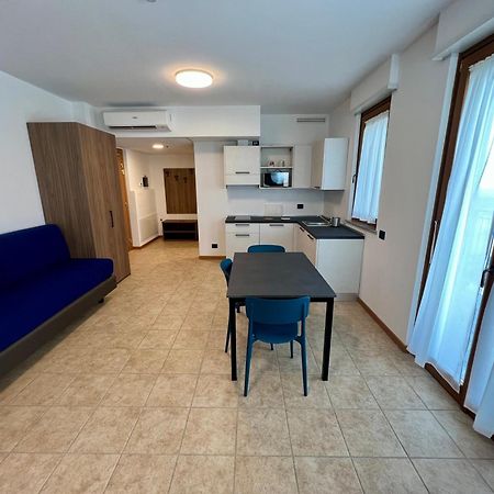 Corte Milano Rozzano Luaran gambar