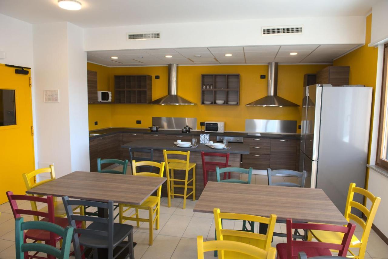Corte Milano Rozzano Luaran gambar