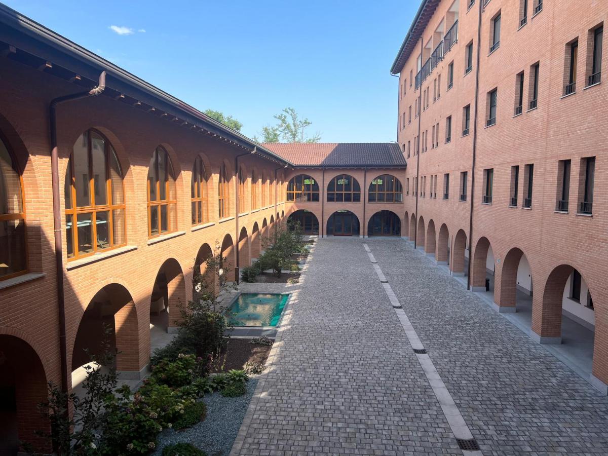 Corte Milano Rozzano Luaran gambar